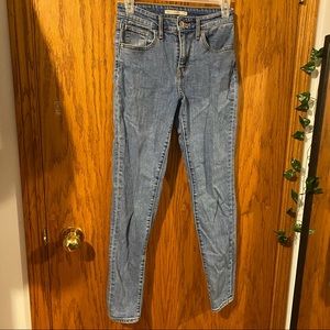 Levi’s Skinny Jeans